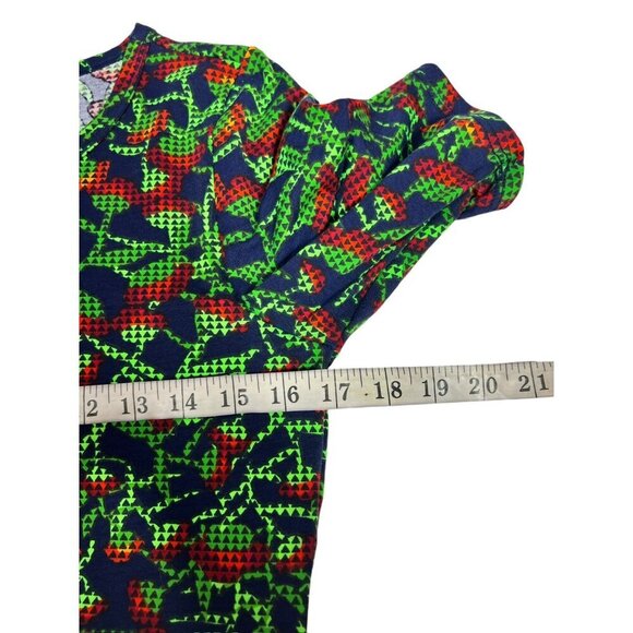 LuLaRoe Gigi Women's Cherry Lime Green Top - Picture 5 of 6